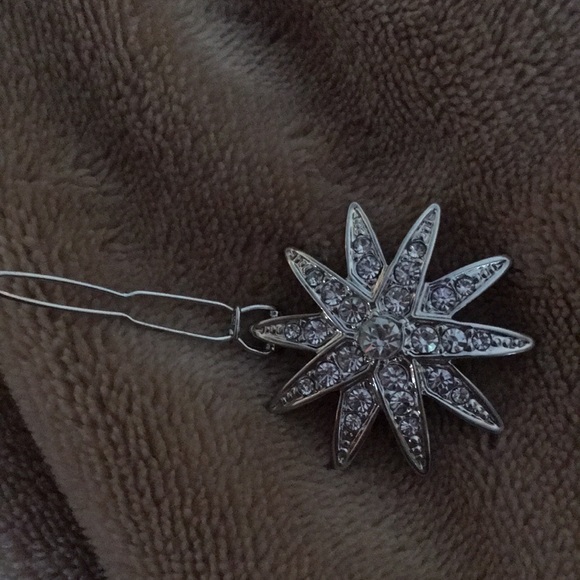 🎉SOLD!🎉NWT Star Hair Clips - Picture 9 of 12